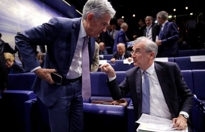 ویلروی - رئيس بانک مرکزی فرانسه در کنار پاول