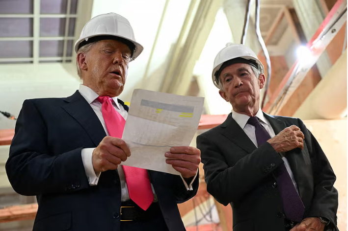 ترامپ و پاول